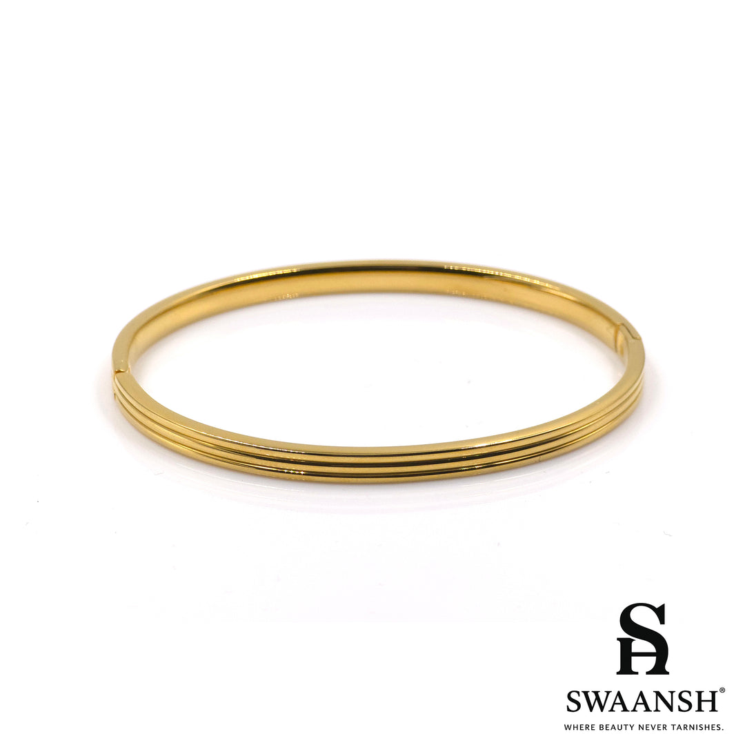 Aura Line Bracelet – Sleek Gold Finish