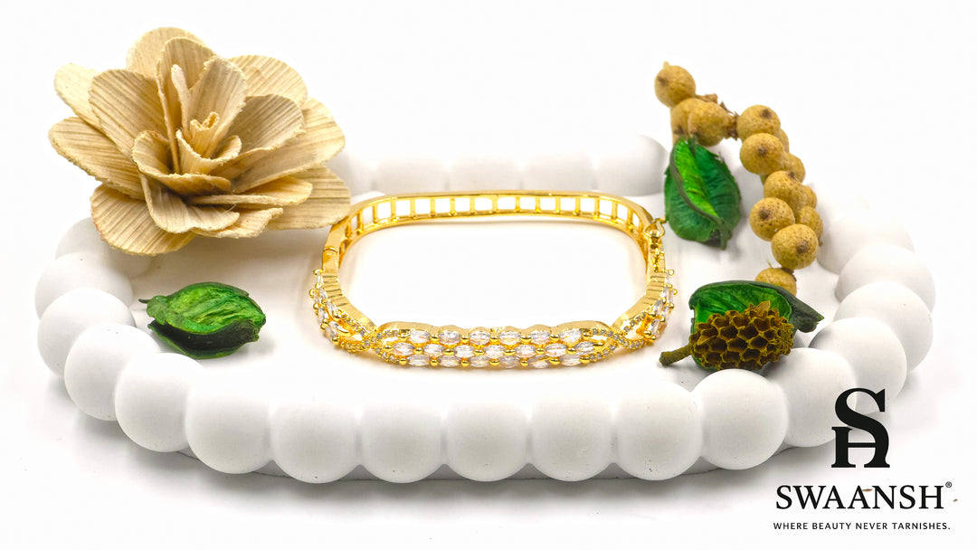 Square gold bracelet with three rows of marquise-cut zirconia stones – Swaansh
