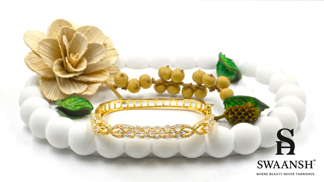 Square gold bracelet with three rows of marquise-cut zirconia stones – Swaansh