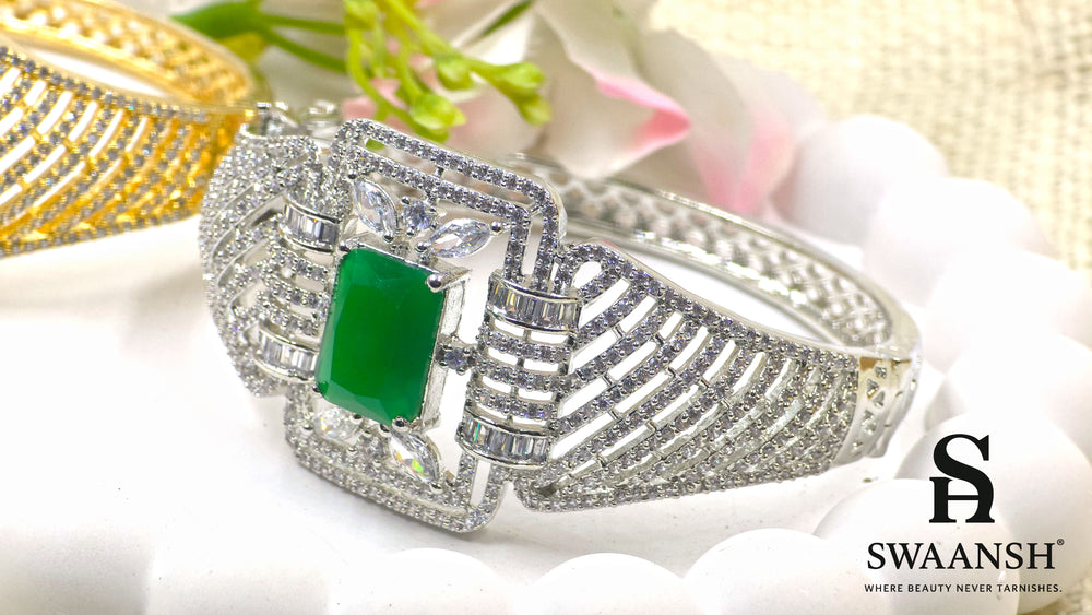 Silver-toned designer bracelet with rectangular emerald green stone and grid CZ cage – BPR112 premium jewellery by Swaansh
