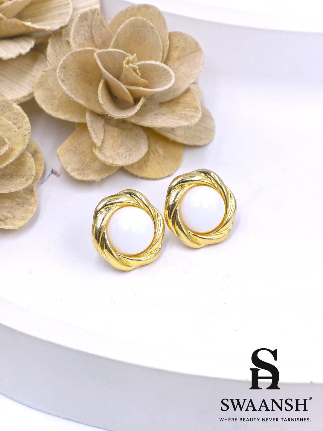 Gold knot stud earrings with white pearl centre – Swaansh