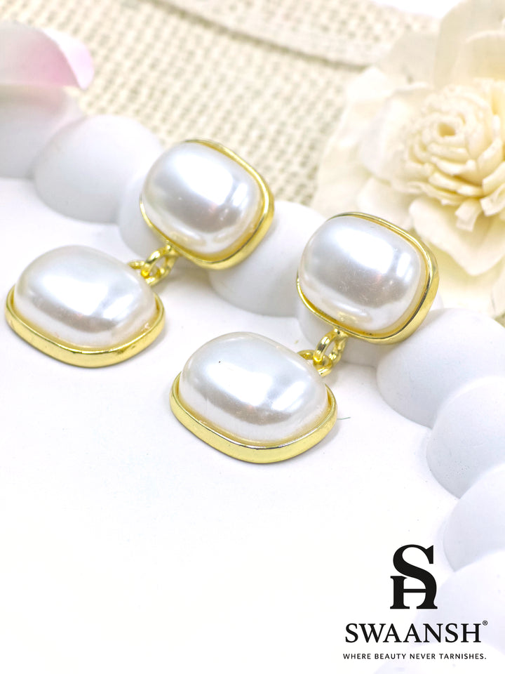 Dual square pearl drop earrings in gold bezel – Swaansh