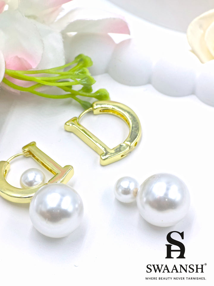 Gold D-shaped hoop earrings with large pearl detailing – Swaansh