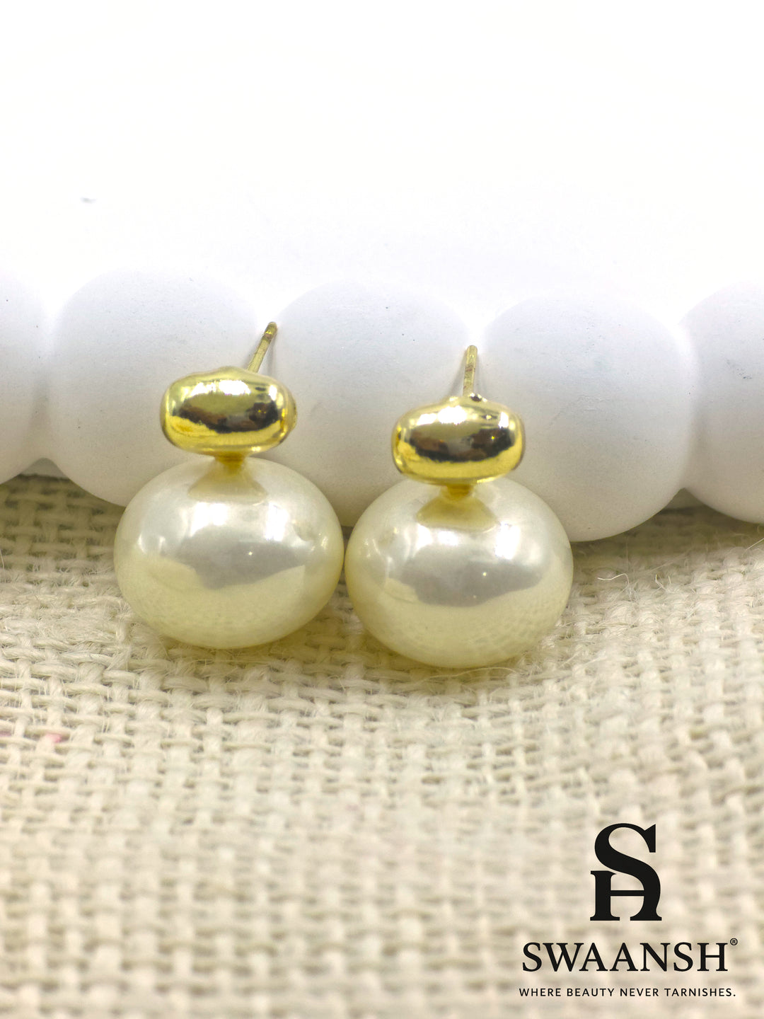 Minimal gold nugget pearl drop earrings – Swaansh