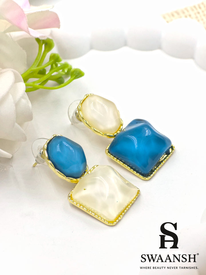 Dual-tone glazed stud earrings with ocean blue and pearl white design – Swaansh modern fashion accessory