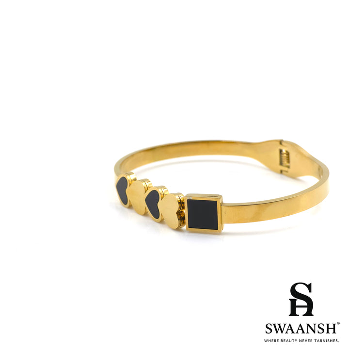 HeartLock Bracelet – Black & Gold