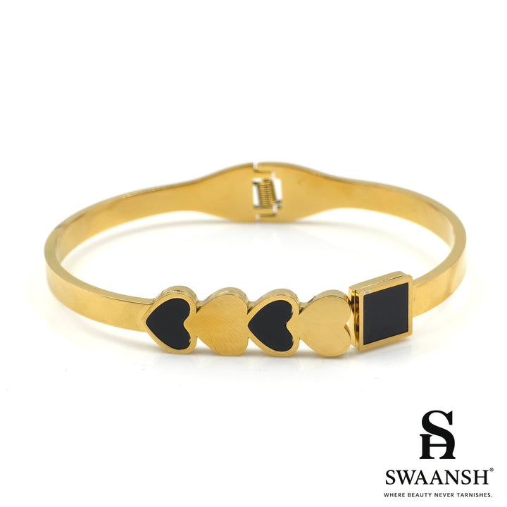 HeartLock Bracelet – Black & Gold