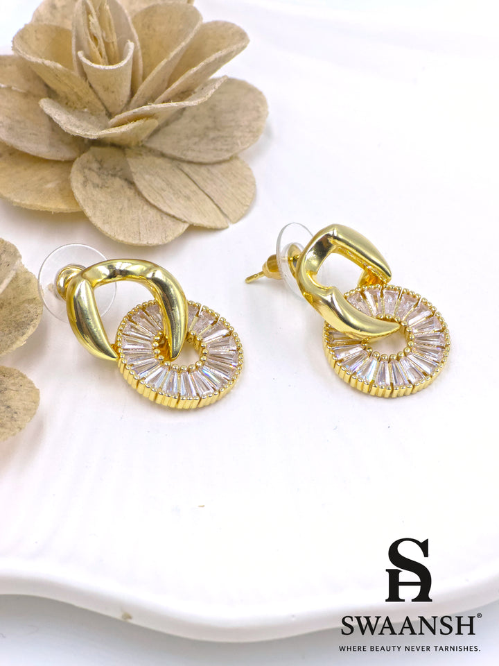 Gold crescent and circular zircon loop stud earrings – Swaansh EMH104 designer anti-tarnish studs