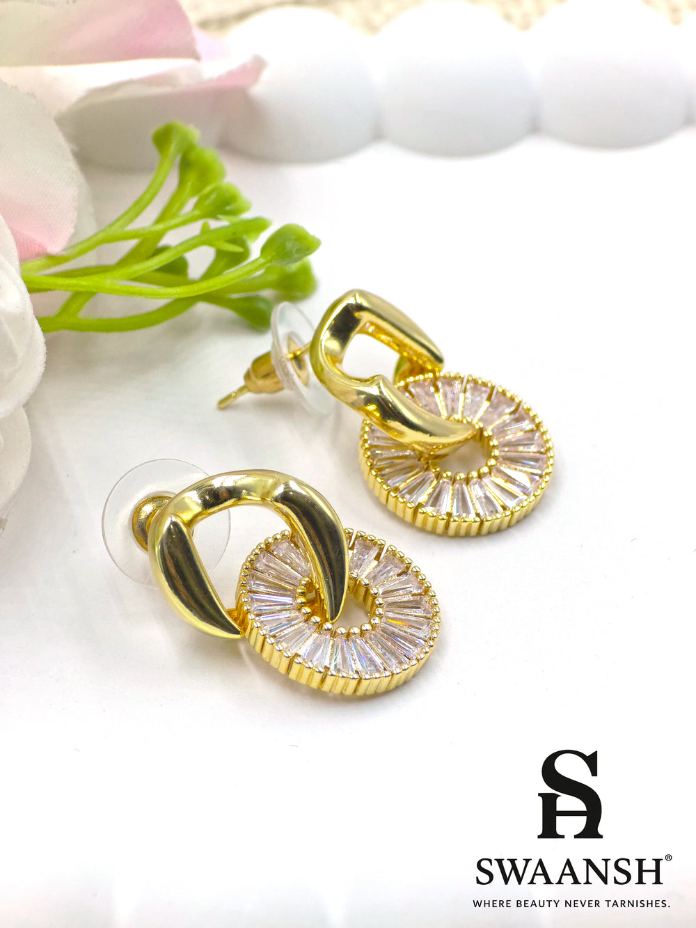 Gold crescent and circular zircon loop stud earrings – Swaansh EMH104 designer anti-tarnish studs