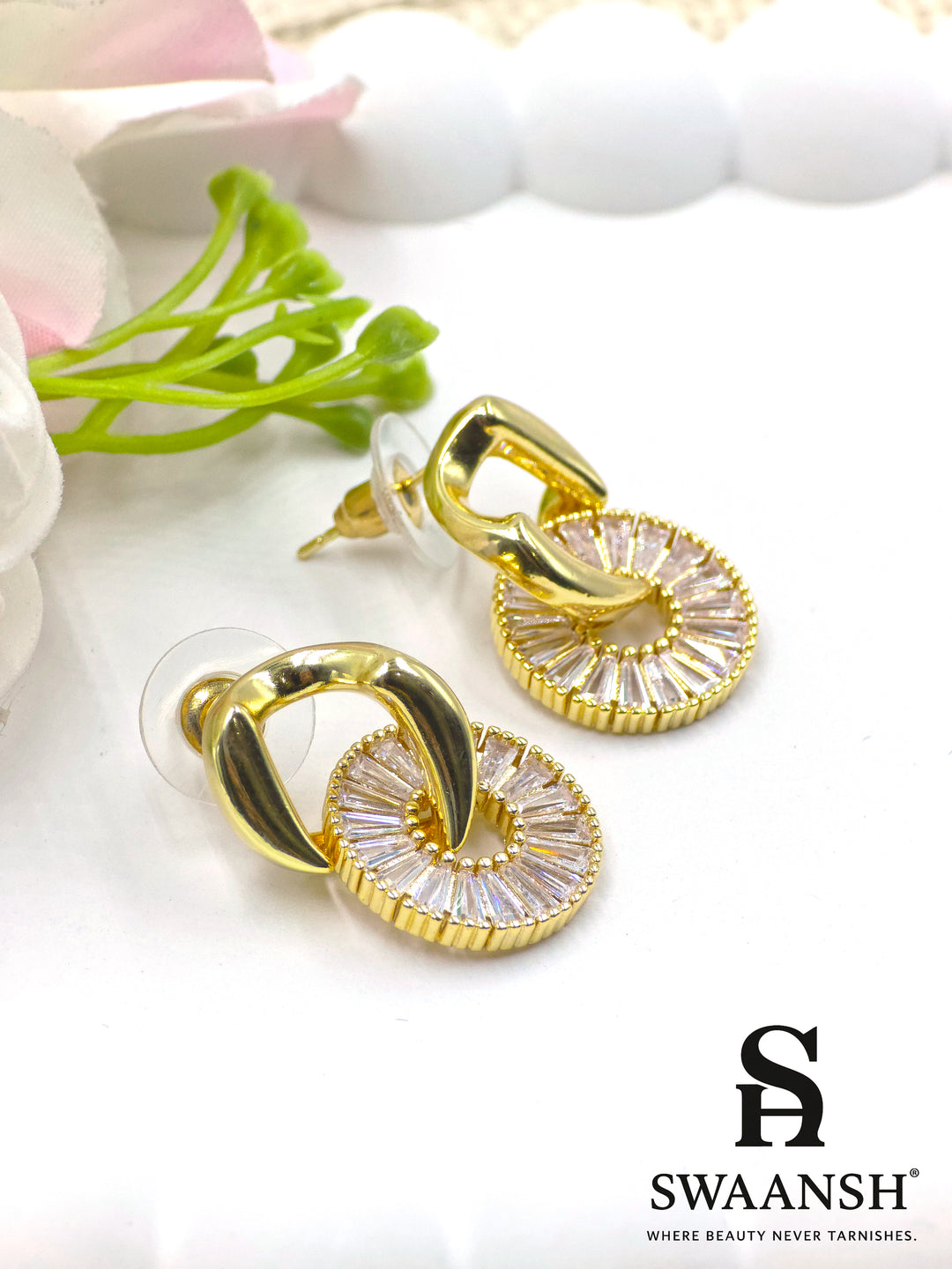 Gold crescent and circular zircon loop stud earrings – Swaansh EMH104 designer anti-tarnish studs