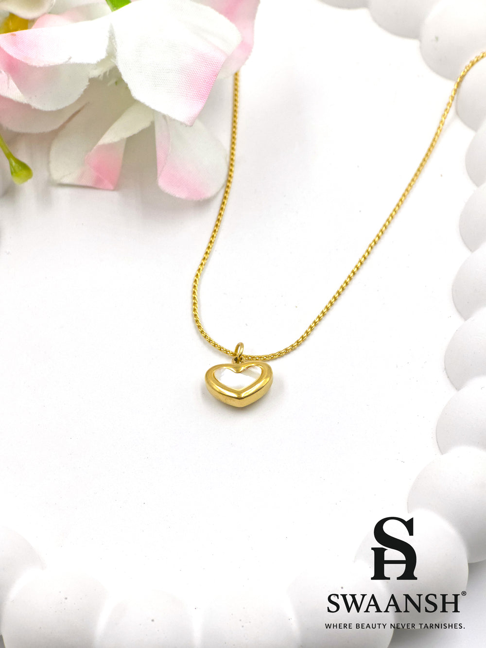 Minimalist open-heart gold pendant on a delicate chain – Heartline Necklace by Swaansh