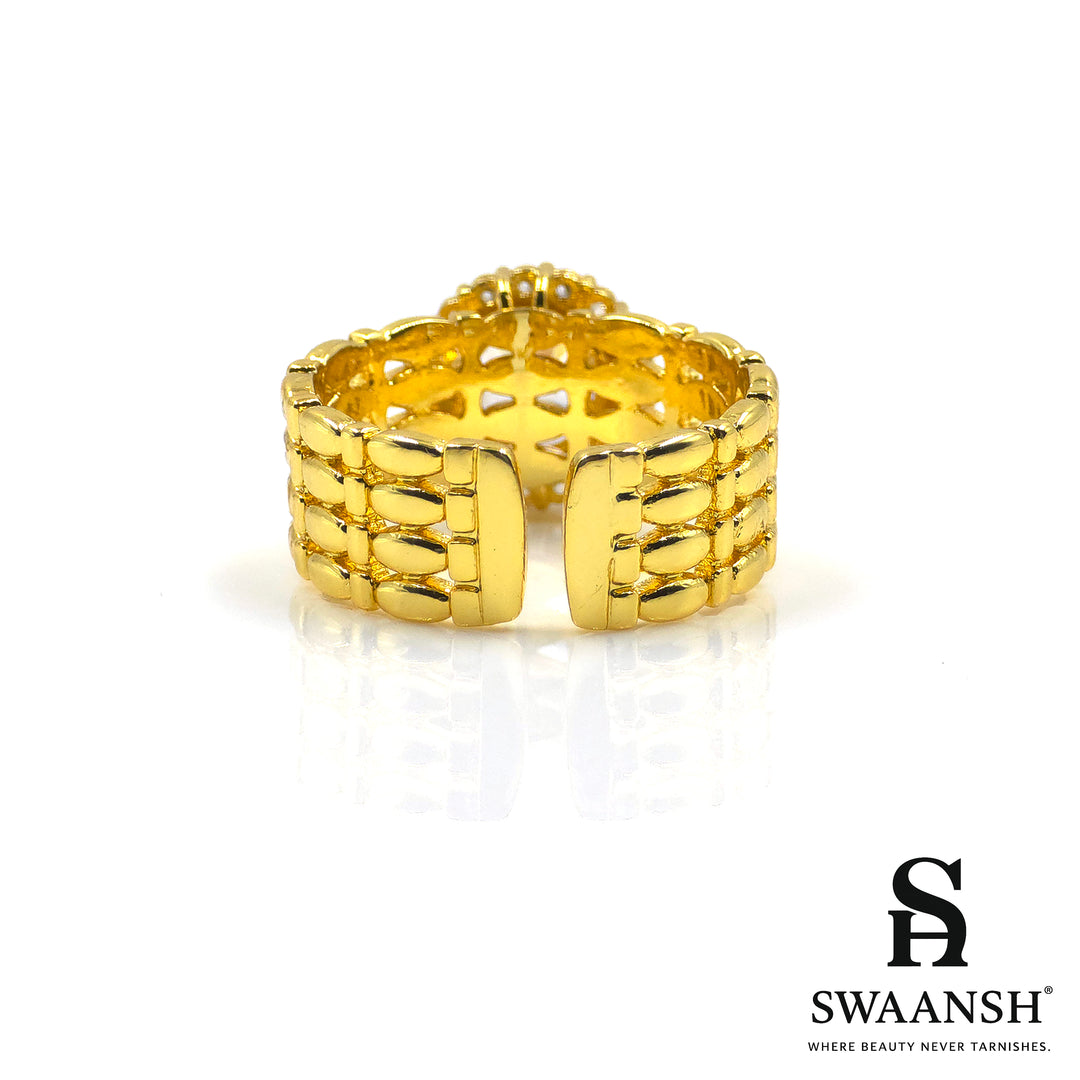 The Majestic Solitaire Ring | Anti-Tarnish Luxury Shine