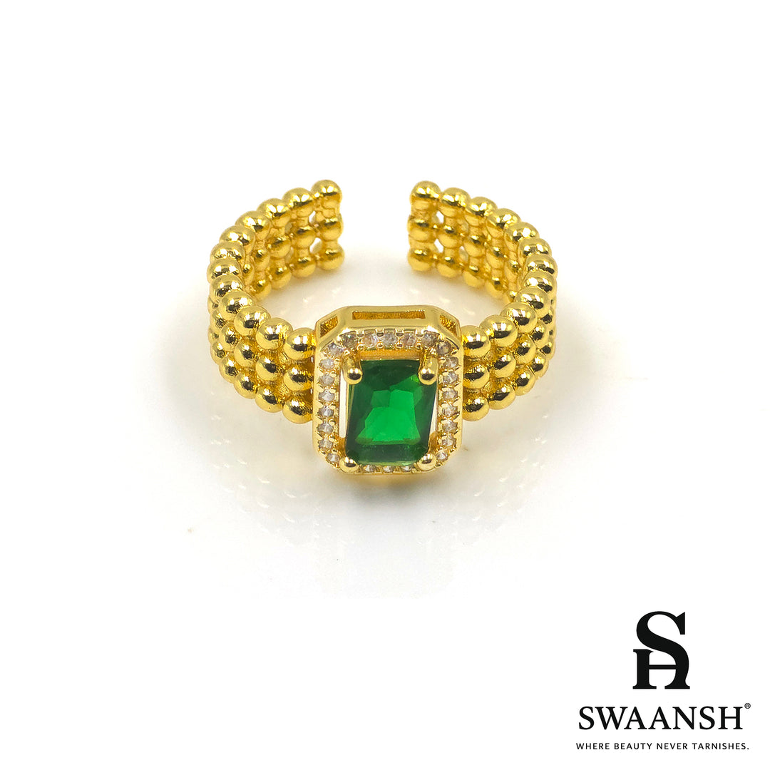 Adjustable gold ring with triple bead band and green emerald-cut zircon – Emerald Luxe Ring by Swaansh